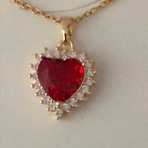 Elegant Red Heart Pendant Necklace and Earring Set - Picture 2 of 10